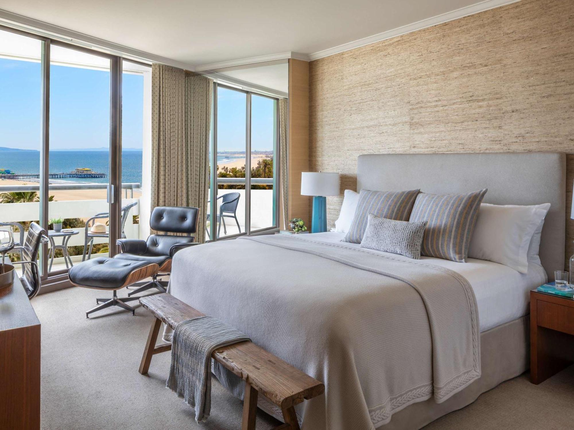 Fairmont Miramar & Hotel 5*