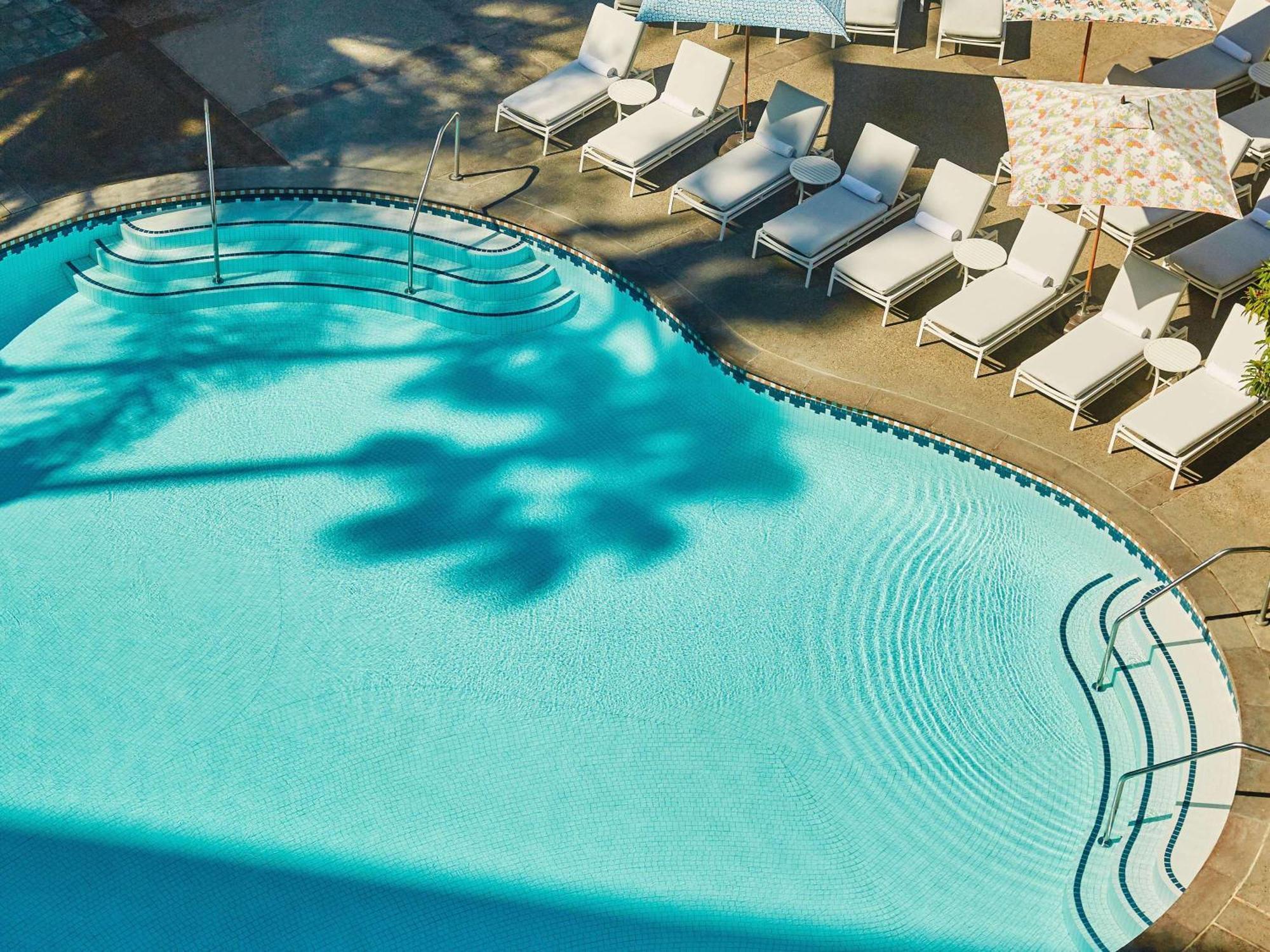 Fairmont Miramar & Hotel